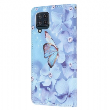 Fodral För Samsung Galaxy M32 Fjäril Och Blå Blommor